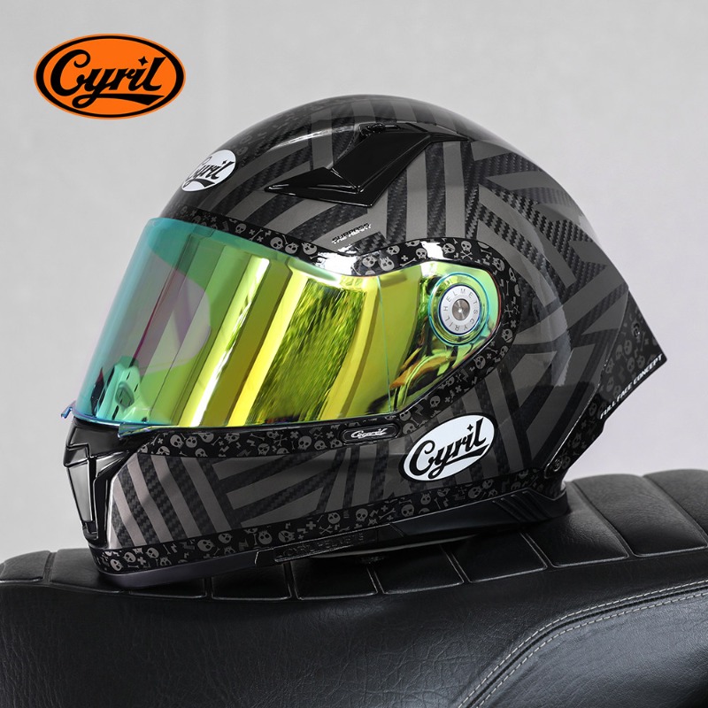 CYRIL カーボンファイバーフルフェイスオートバイヘルメッ - Carbon Fiber Lightweight Motorcycle Helmet のレビューと価格