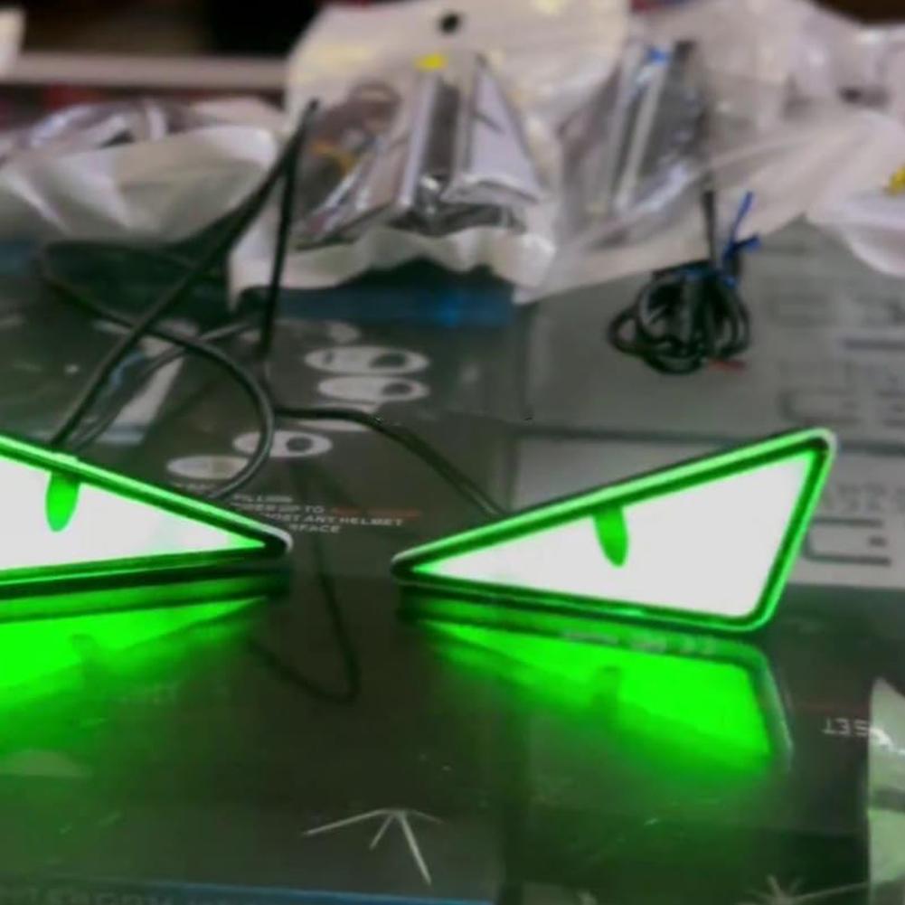 ユニバーサルモーターサイクルLEDトライアングルヘッドライト - Universal Motorcycle Led Headlight Projector のレビューと価格